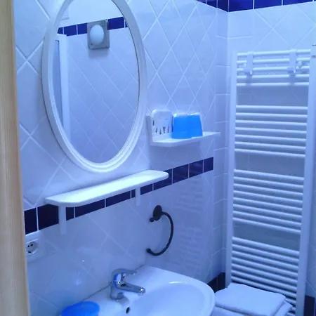 Julienne Hotel Arba